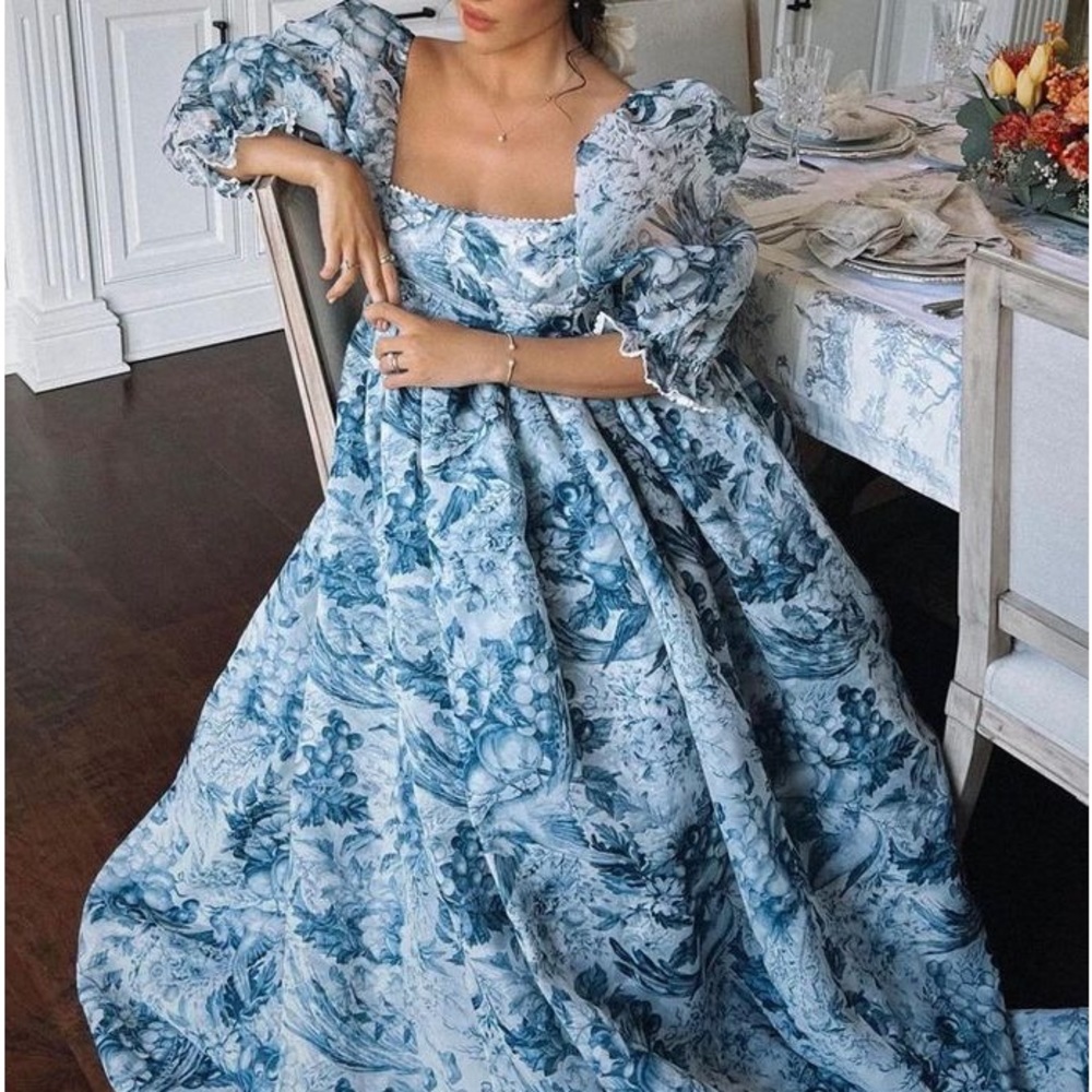 SELKIE Louie Toile Puff Gown